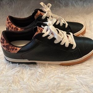 Target New Day Size 10 Maddison sneakers